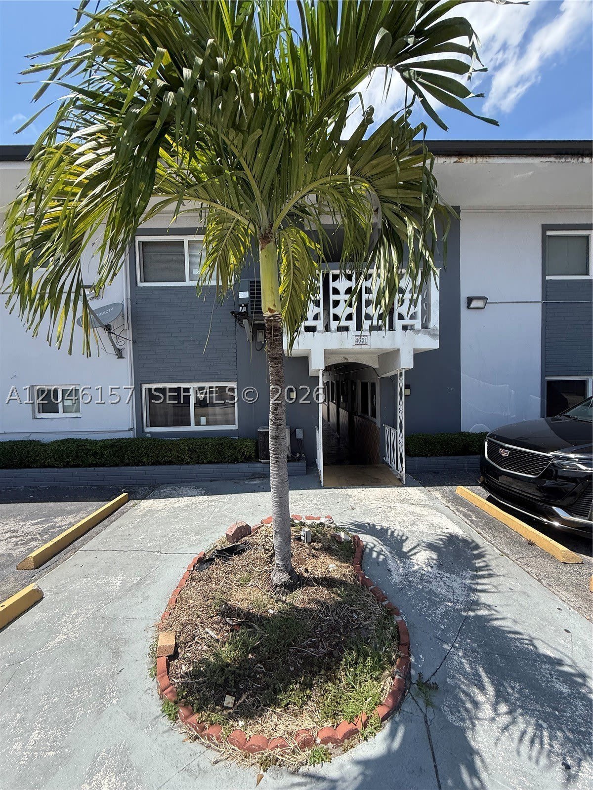 4651 W Flagler St – photo 1