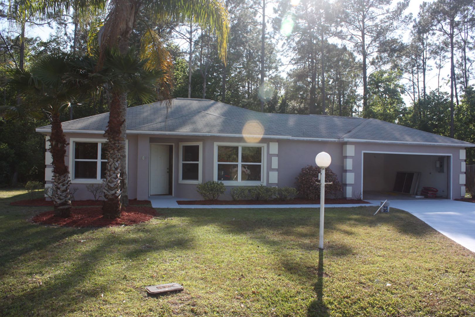 Unique 2 2 2 With Air Conditioned Florida Room – photo 1