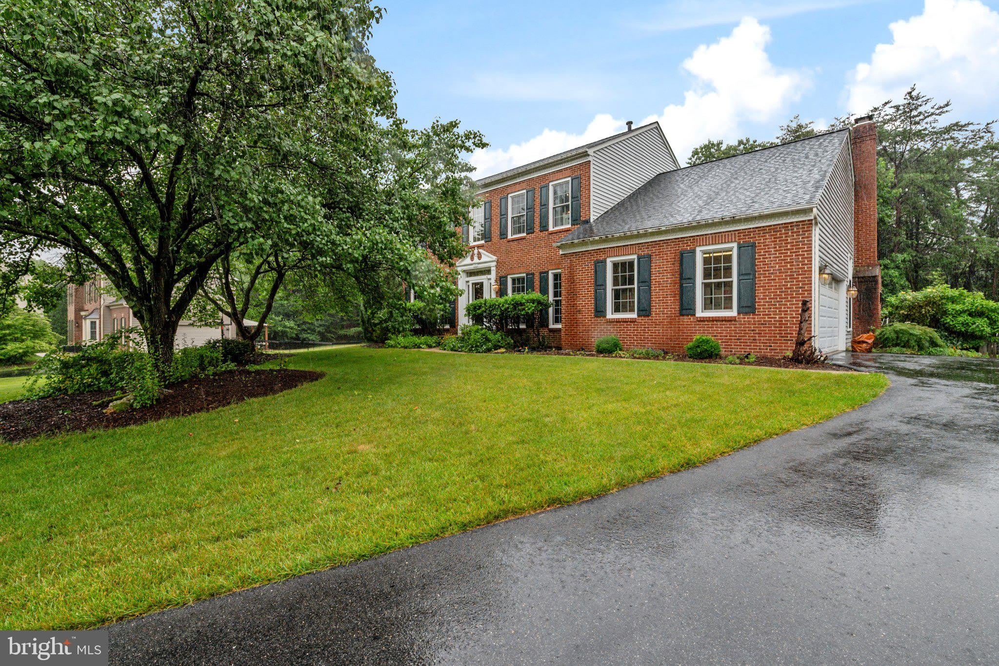 119 FORDHAM Drive – photo 1 of 42