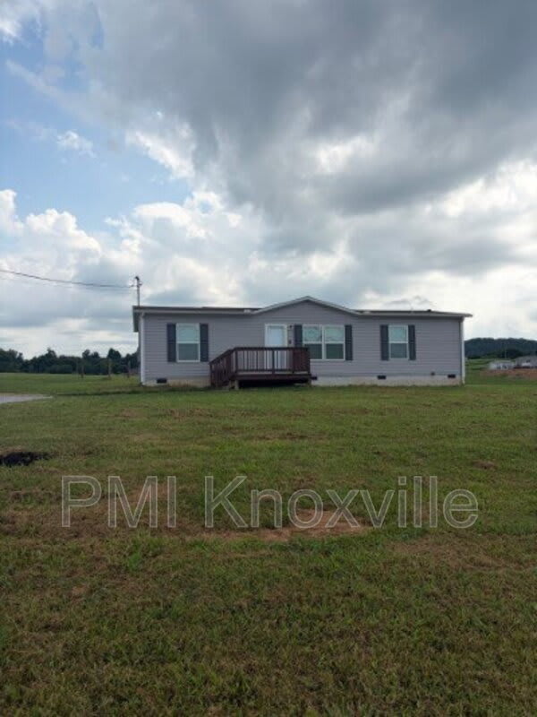 1413 Howell River Road – photo 1 of 14