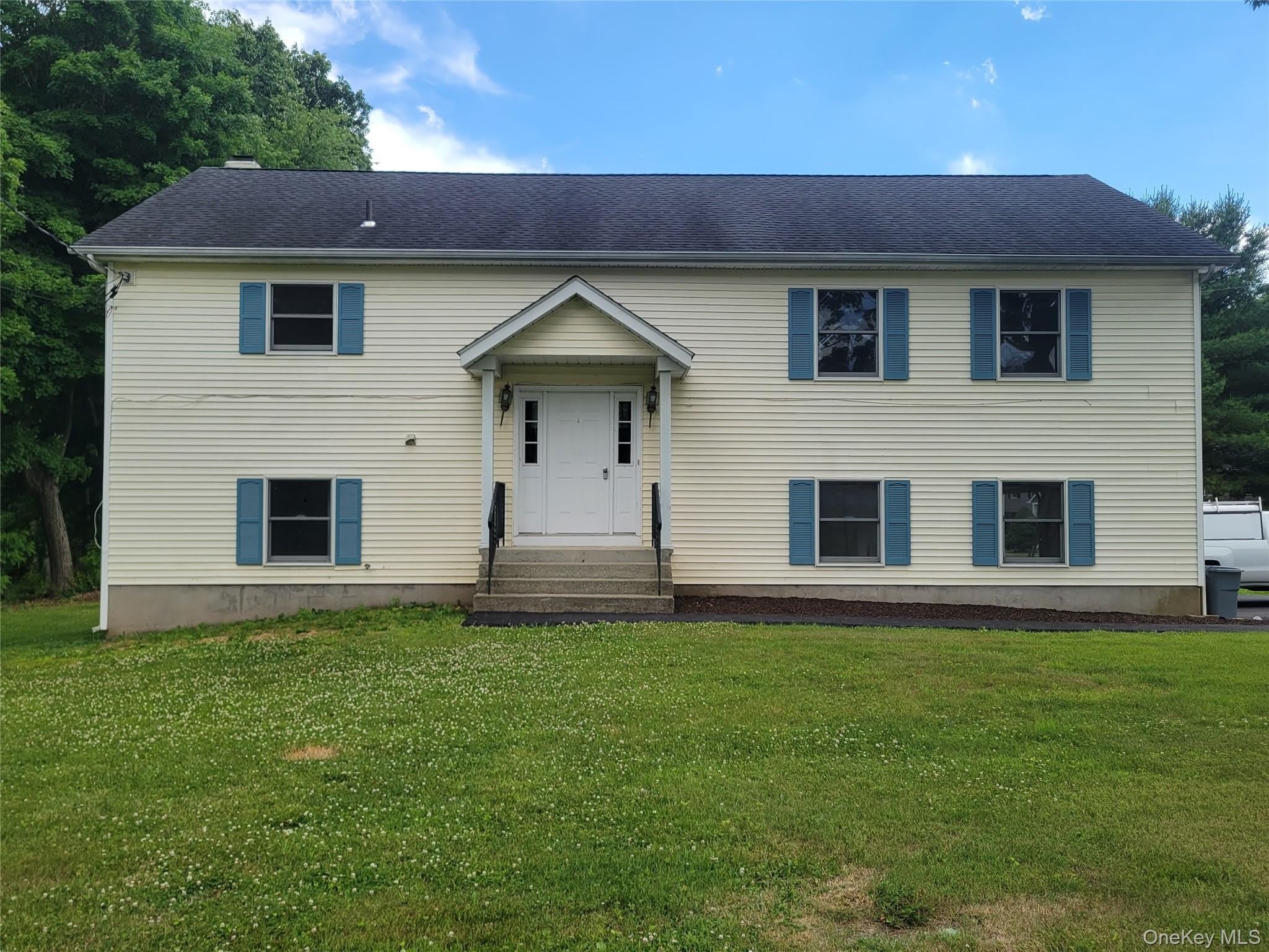 1 Walker Drive S – photo 1 of 2