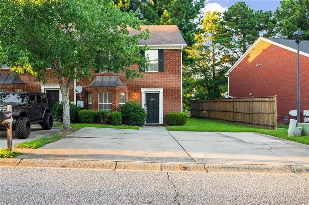 5812 Wind Gate Lane – photo 1 of 8