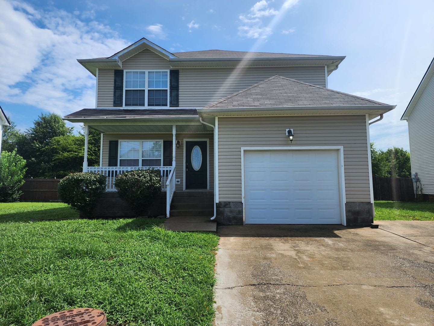 4 Bedroom 2.5 Bath Gorgeous Oak Grove Home – photo 1 of 33
