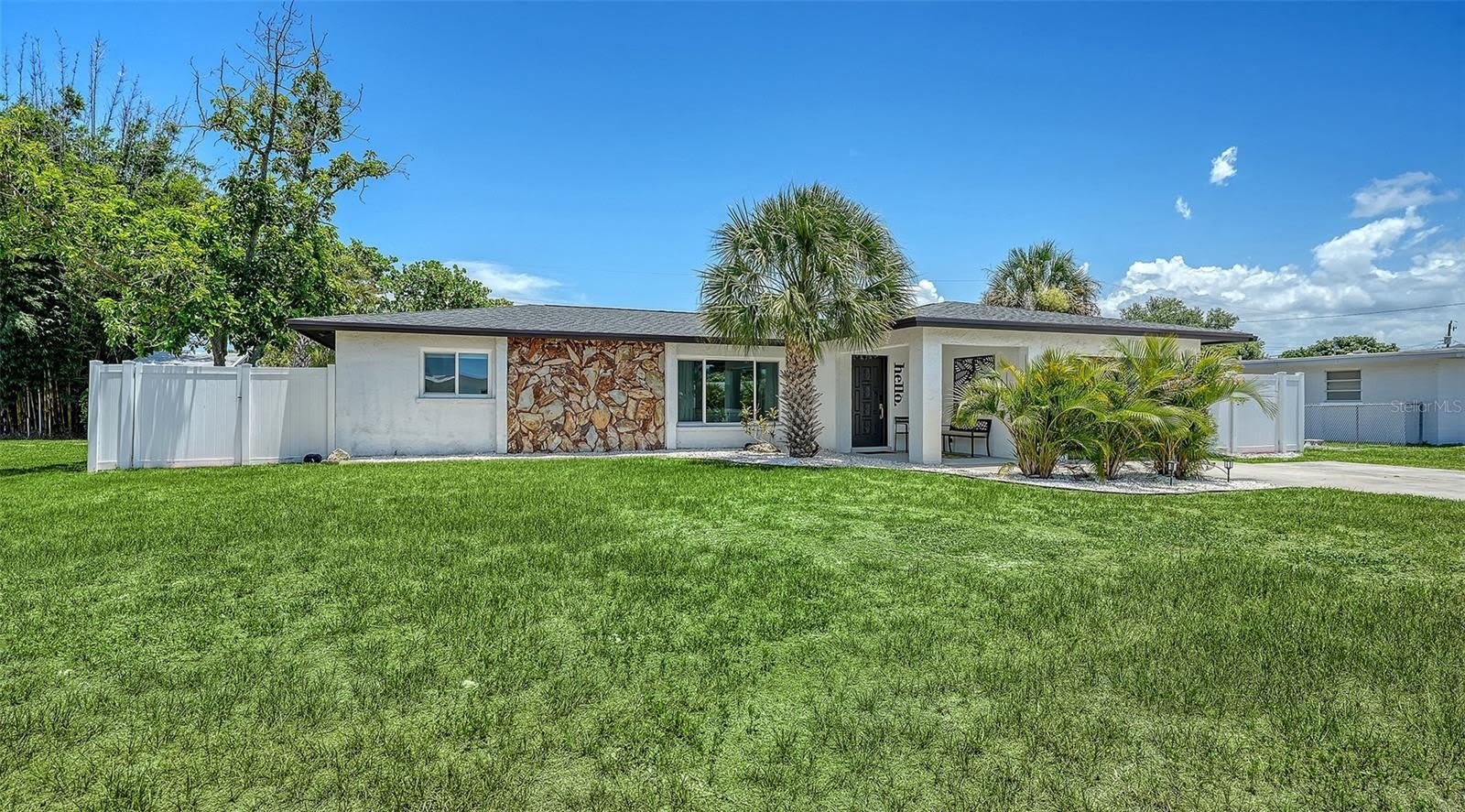1302 MANGO Avenue – photo 1