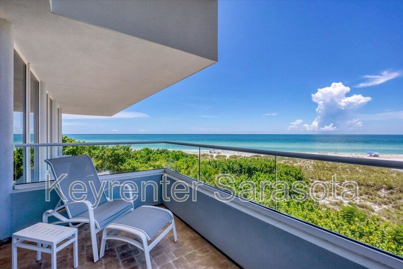 5801 Gulf Of Mexico Dr – photo 1