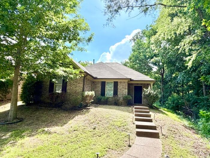 1039 Crayton Ridge Drive – photo 1