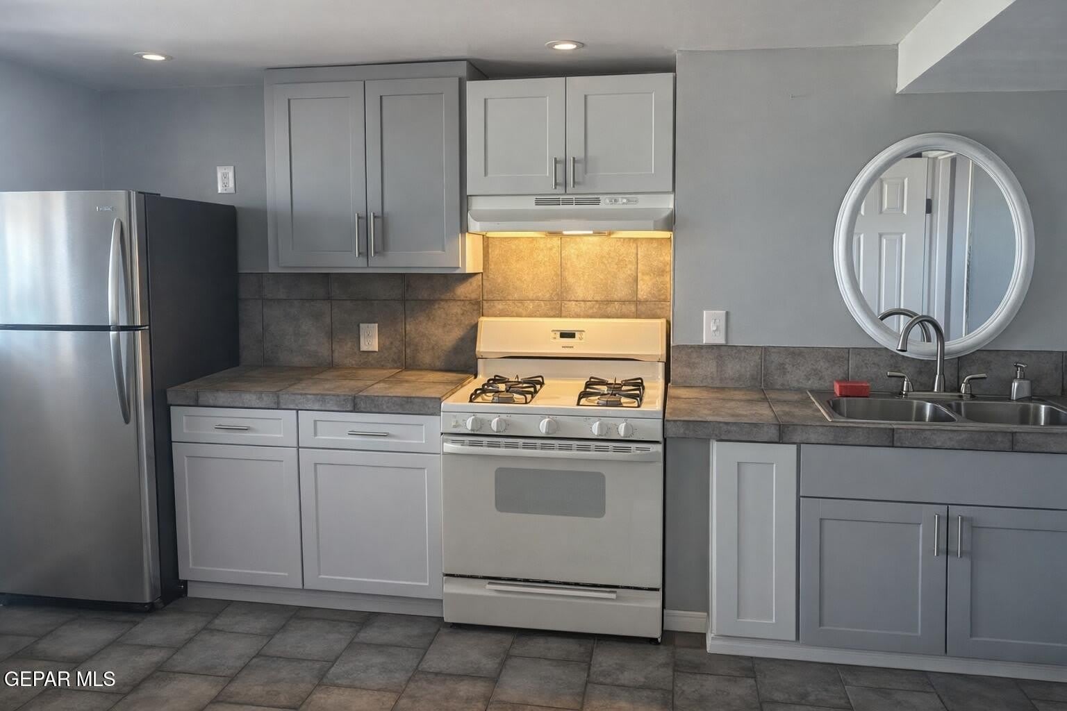 614 Marr Street – photo 1