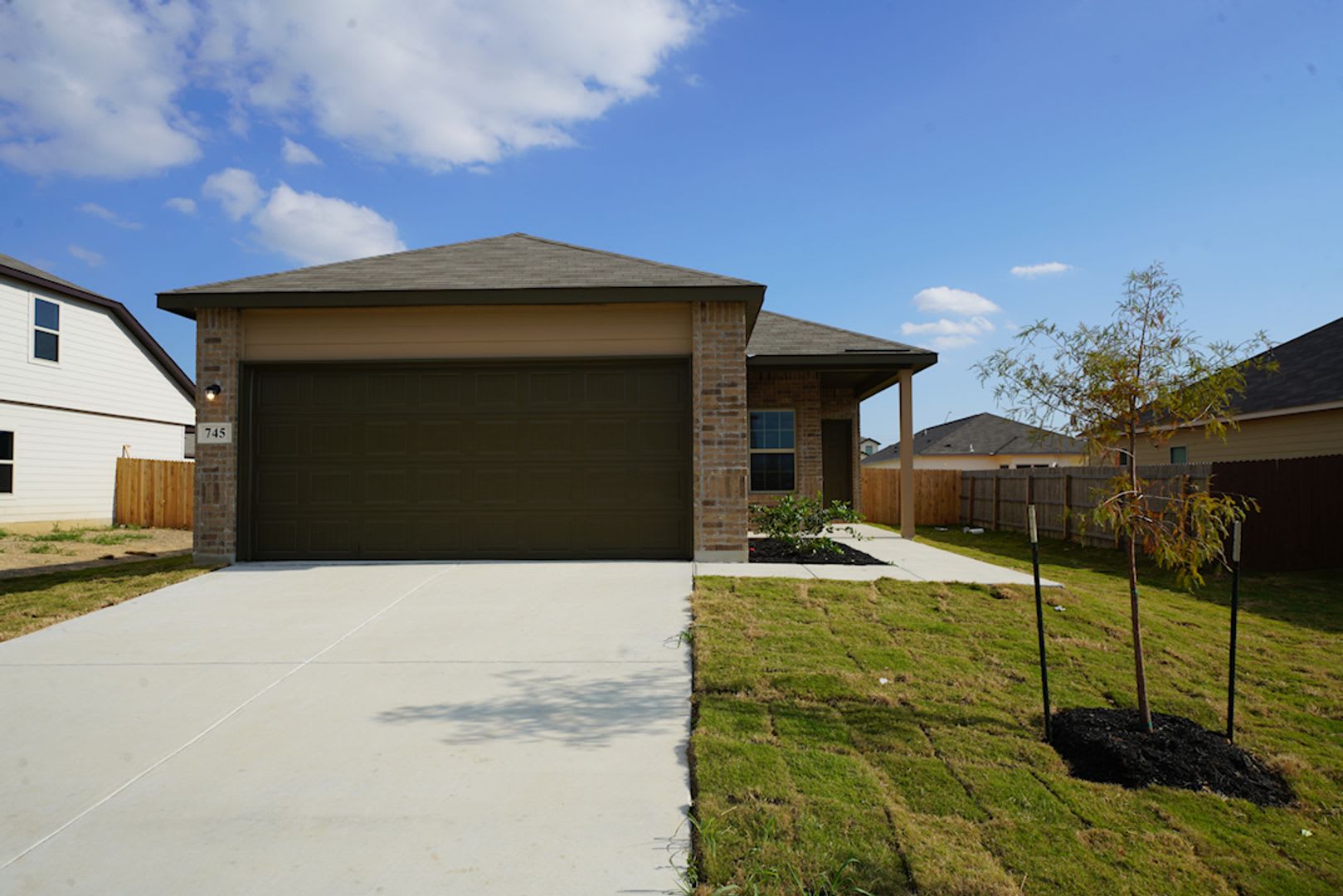 Beautiful 4 Bedroom Home In New Braunfels Tx Realtor Commission 600 – photo 1