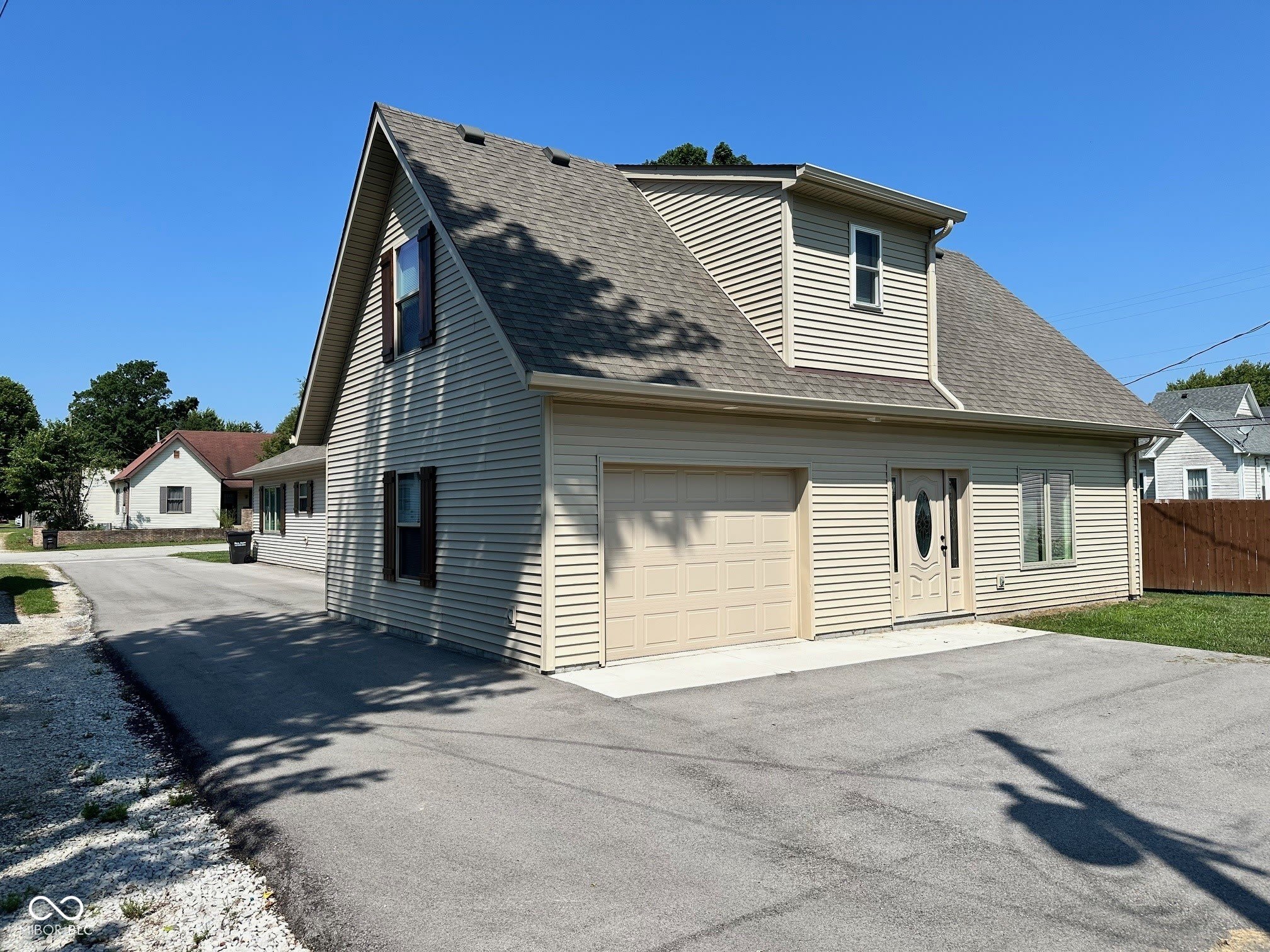 103 S Nebraska Street – photo 1 of 15