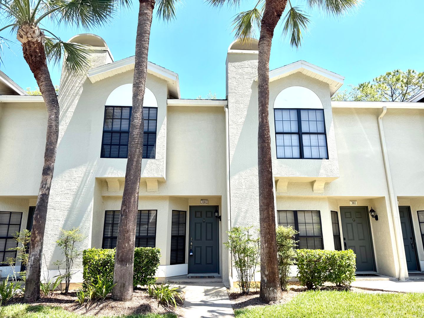 2-bedroom 2.5-bathroom condo in Faircrest!!! – photo 1