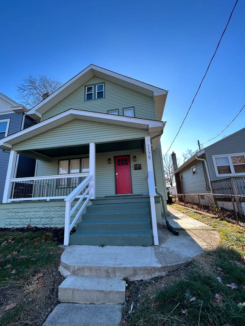 Beautiful Single Family Home 3/2!! – photo 1