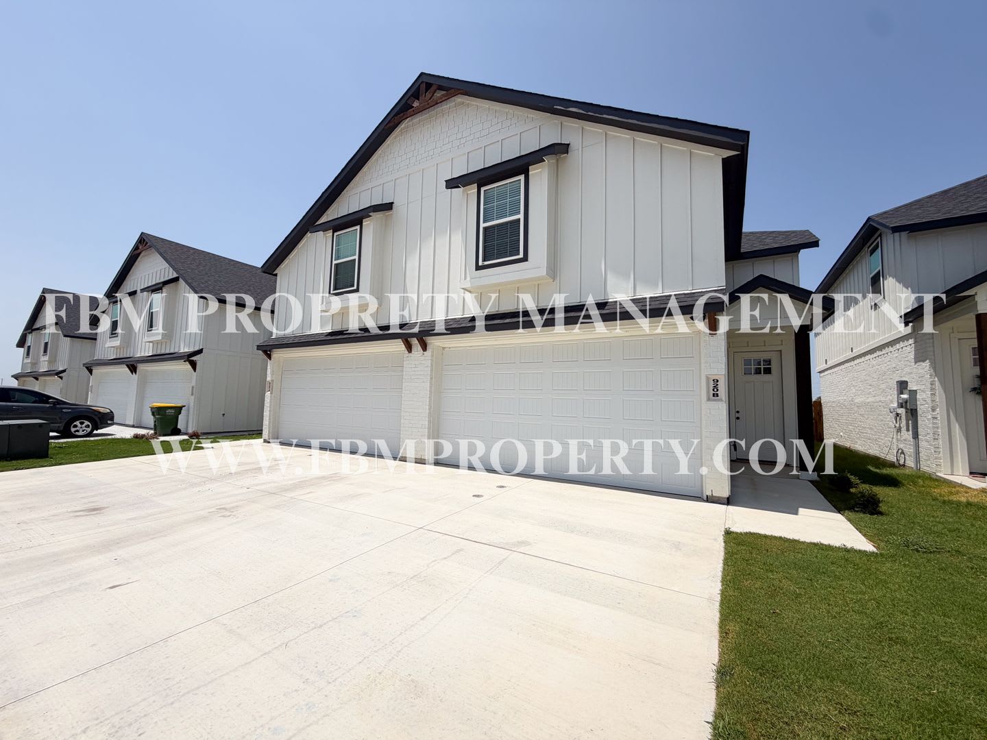 920 Cooksey Ct Unit B Brand New 3 Bedroom 2 5 Bathroom Two Story Home In Grandview Tx – photo 1 of 21