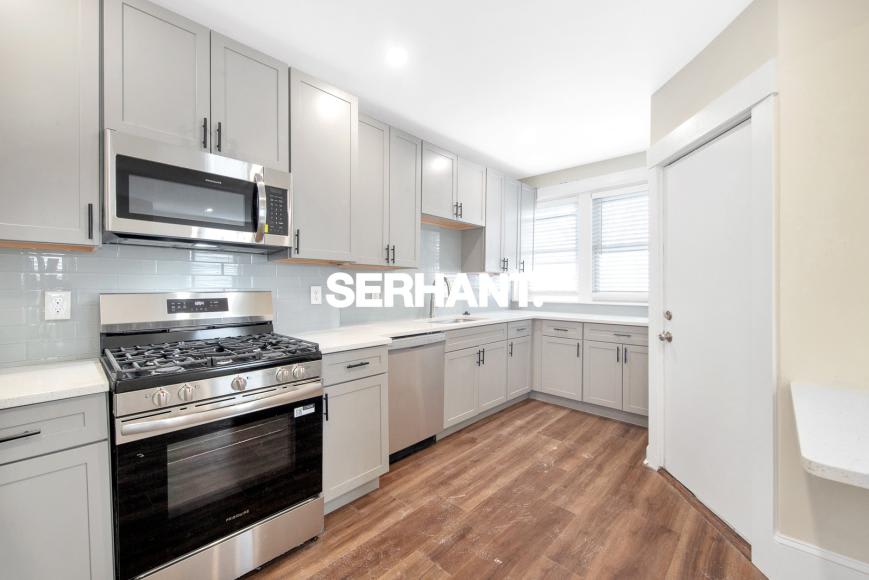 103 School St. – photo 1