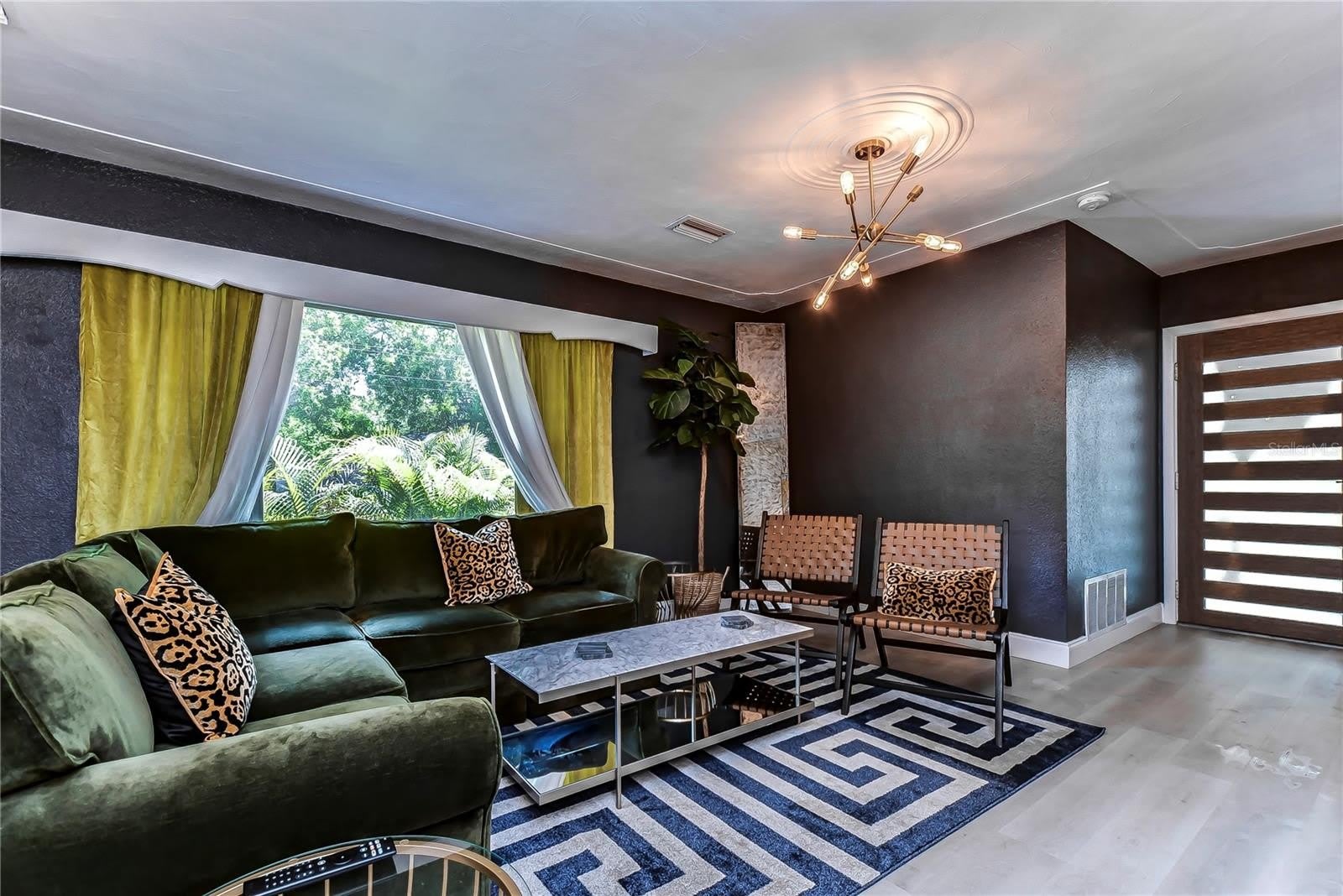 4701 N WILLIS Street – photo 1