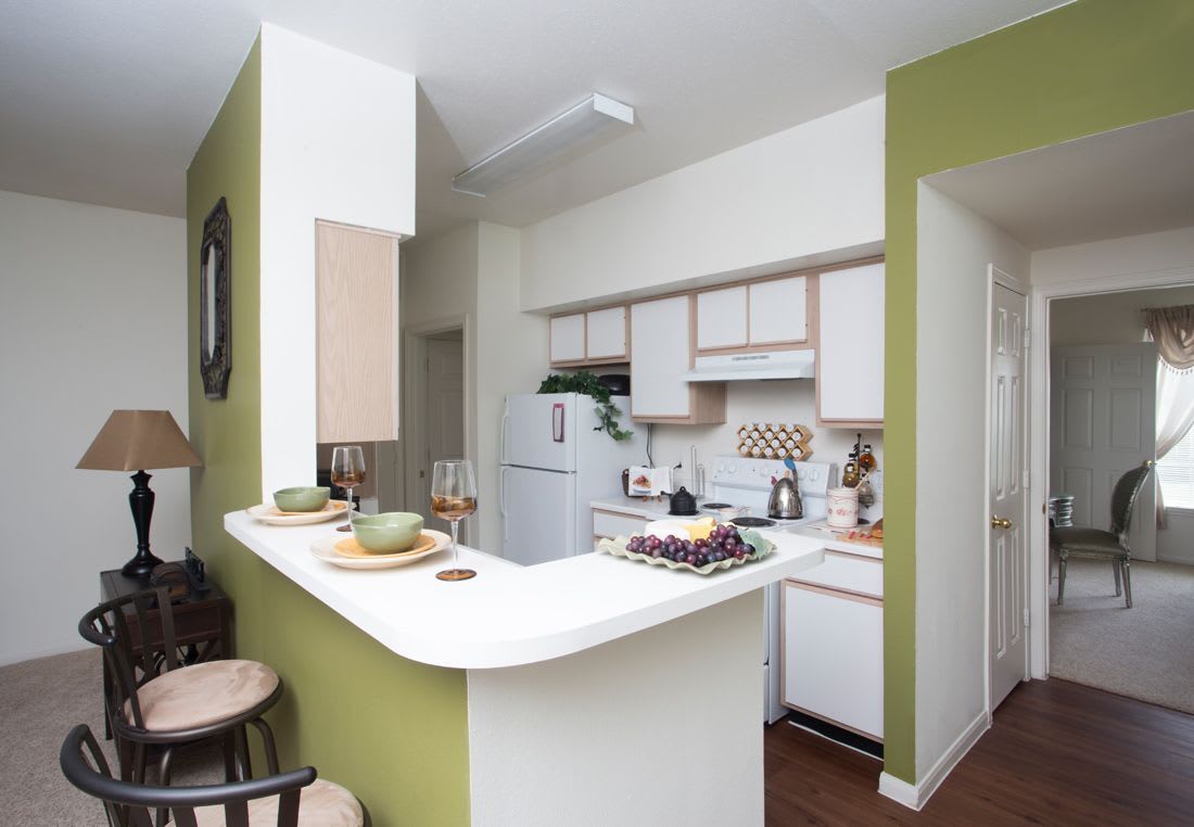 Reata Apartments – photo 1 of 24