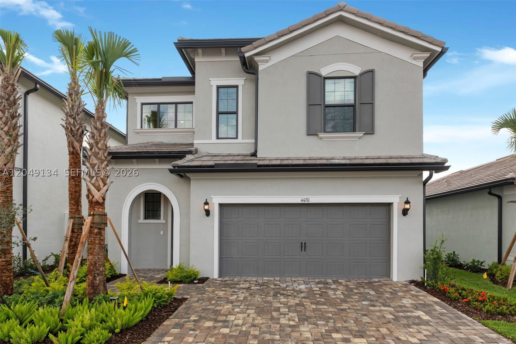 4470 Waterside Dr – photo 1
