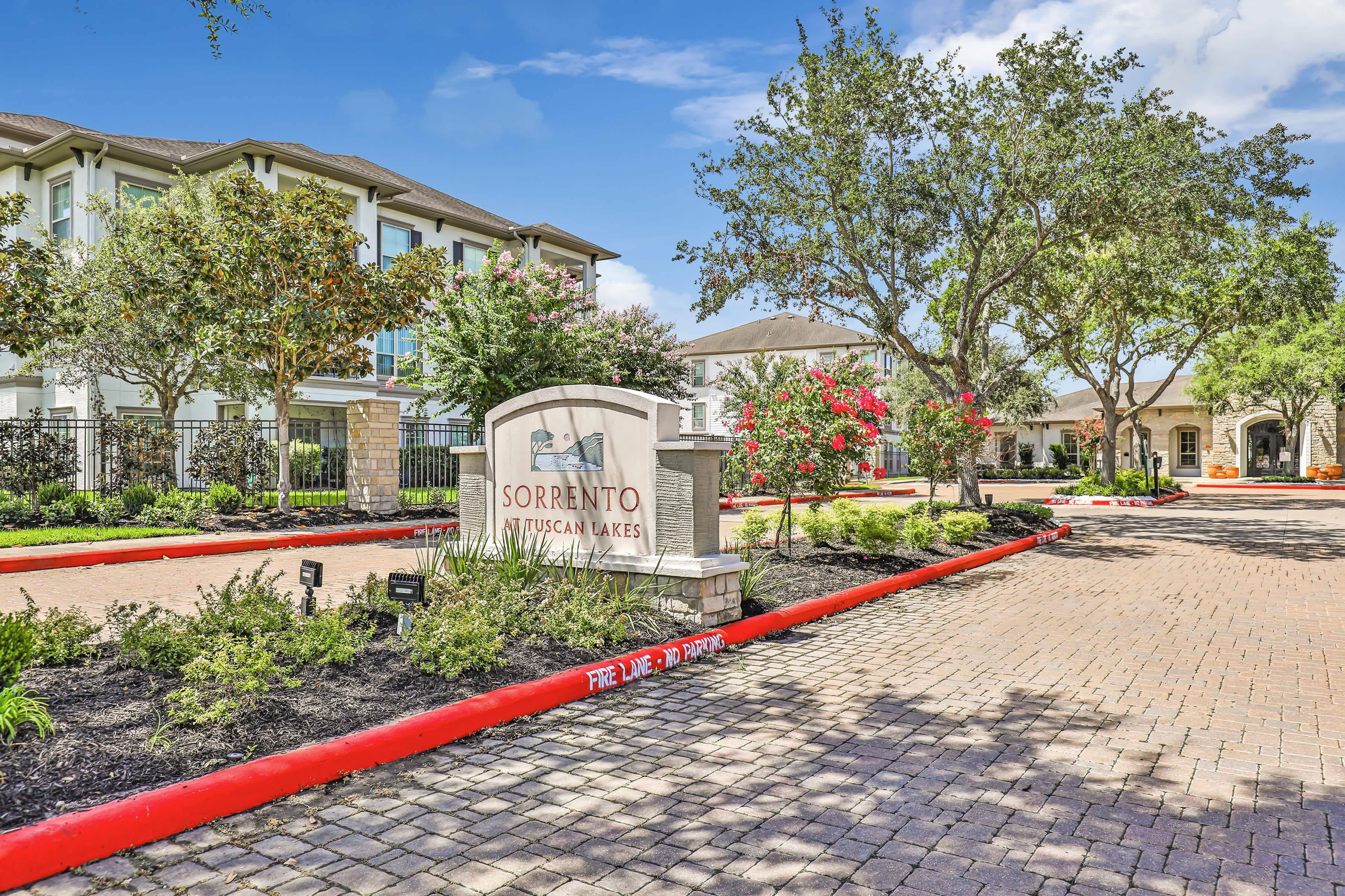 Sorrento at Tuscan Lakes – photo 1 of 17