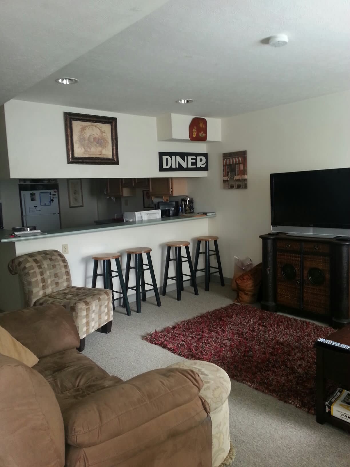 92 W Union St – photo 1