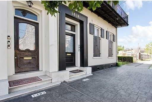 1404 PRYTANIA Street – photo 1