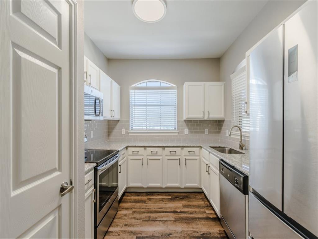 Grafton Flats – photo 1 of 31