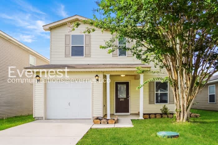 201 Cloverbrook Drive – photo 1