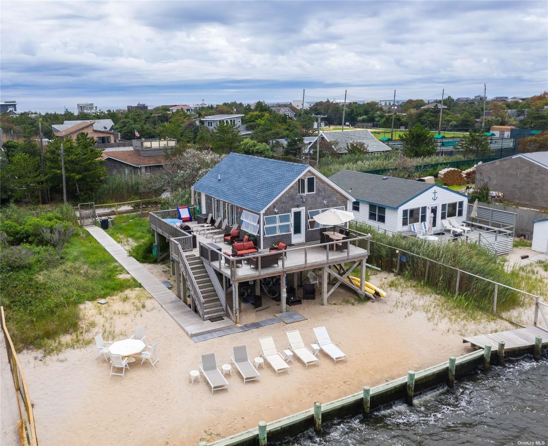5 E Bayview – photo 1