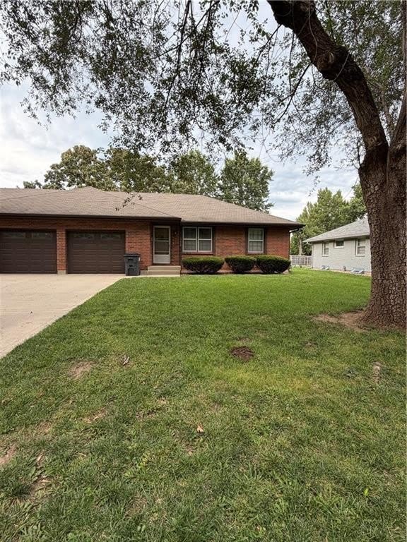 1005 Mock Avenue – photo 1 of 205