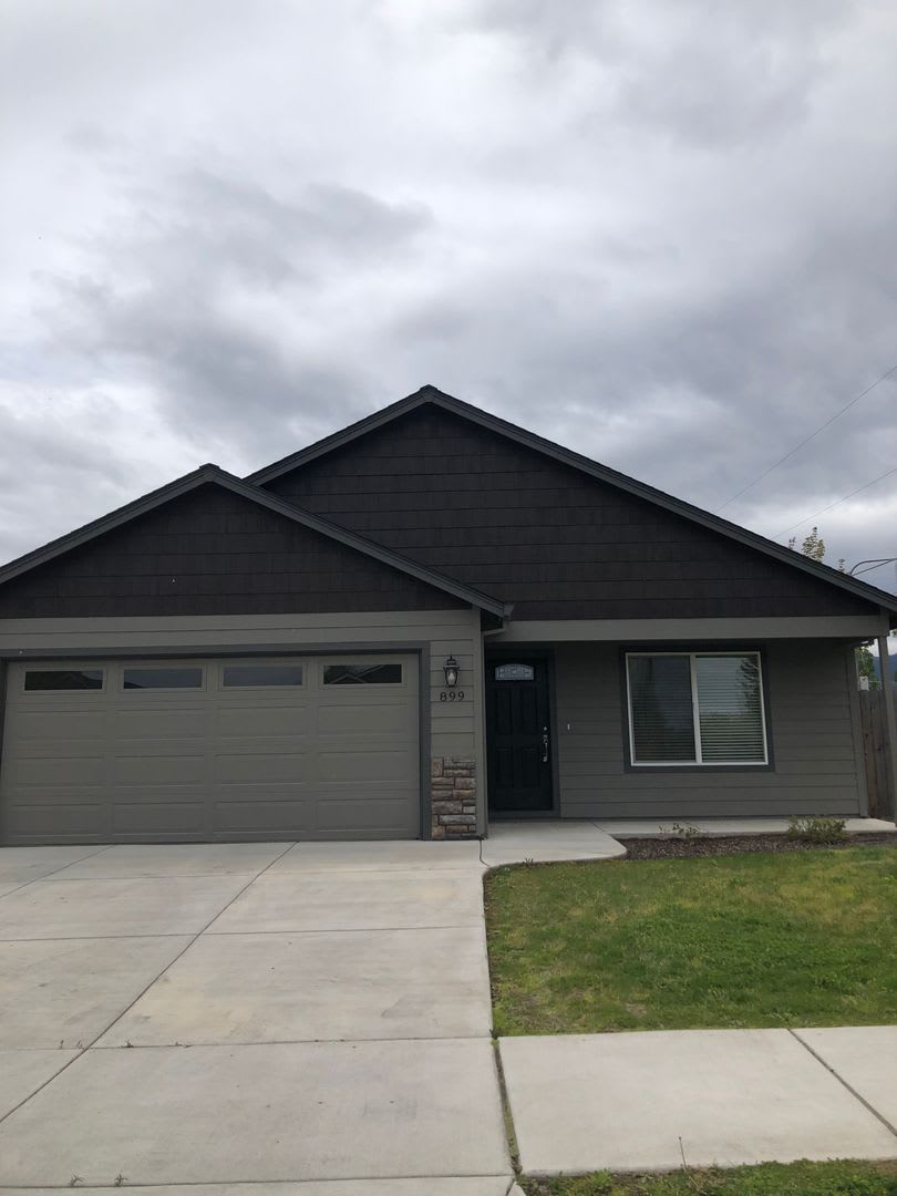 3 Bedroom 2 Bath Home – photo 1