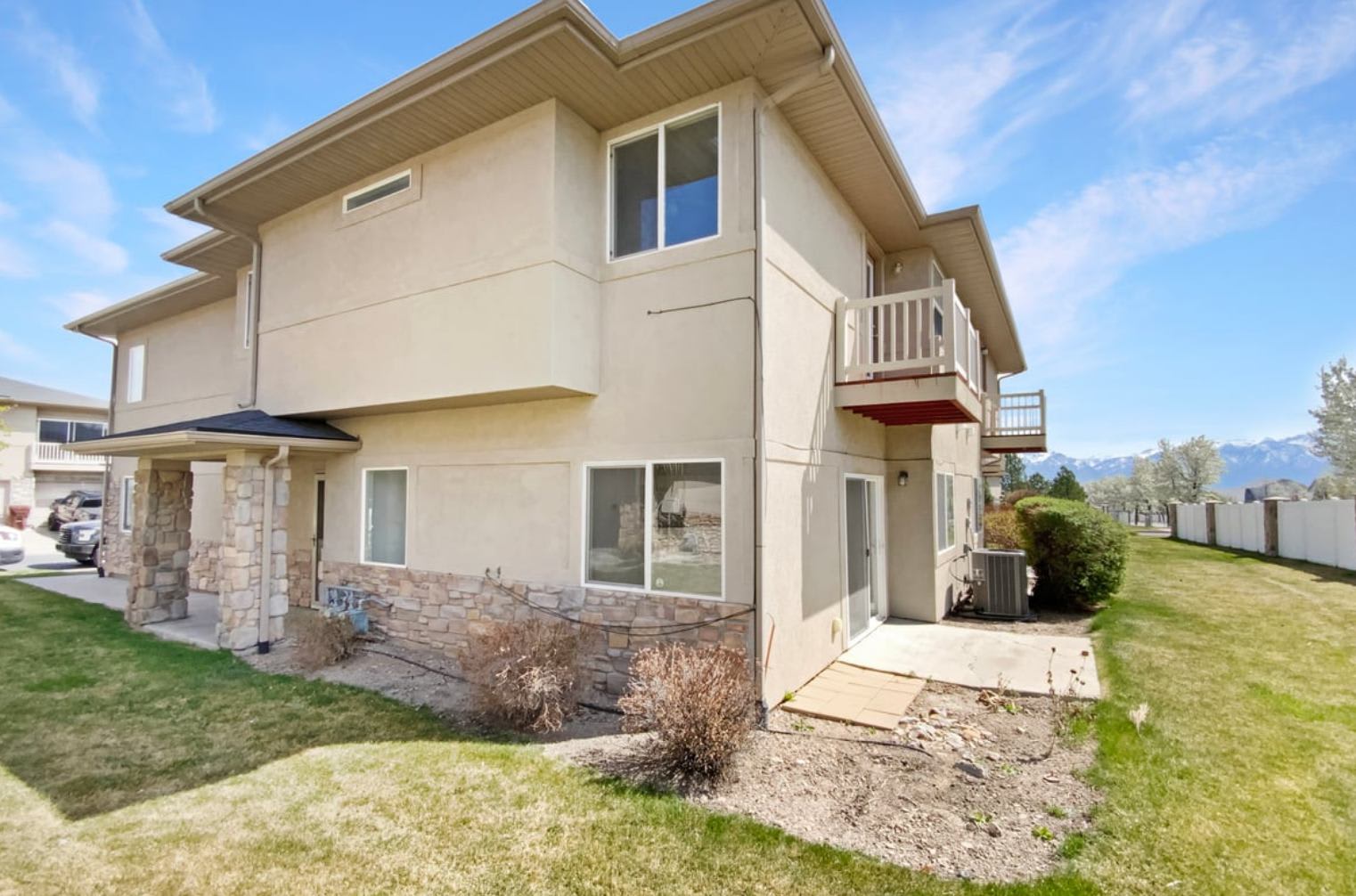 6647 W Merlot Way – photo 1 of 160