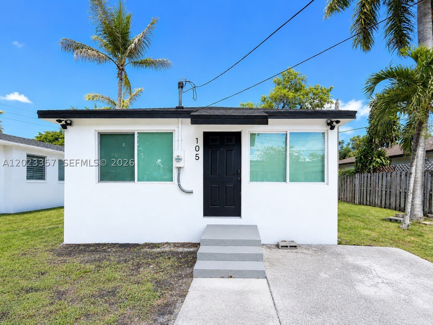 105 SW 4th Ave – photo 1