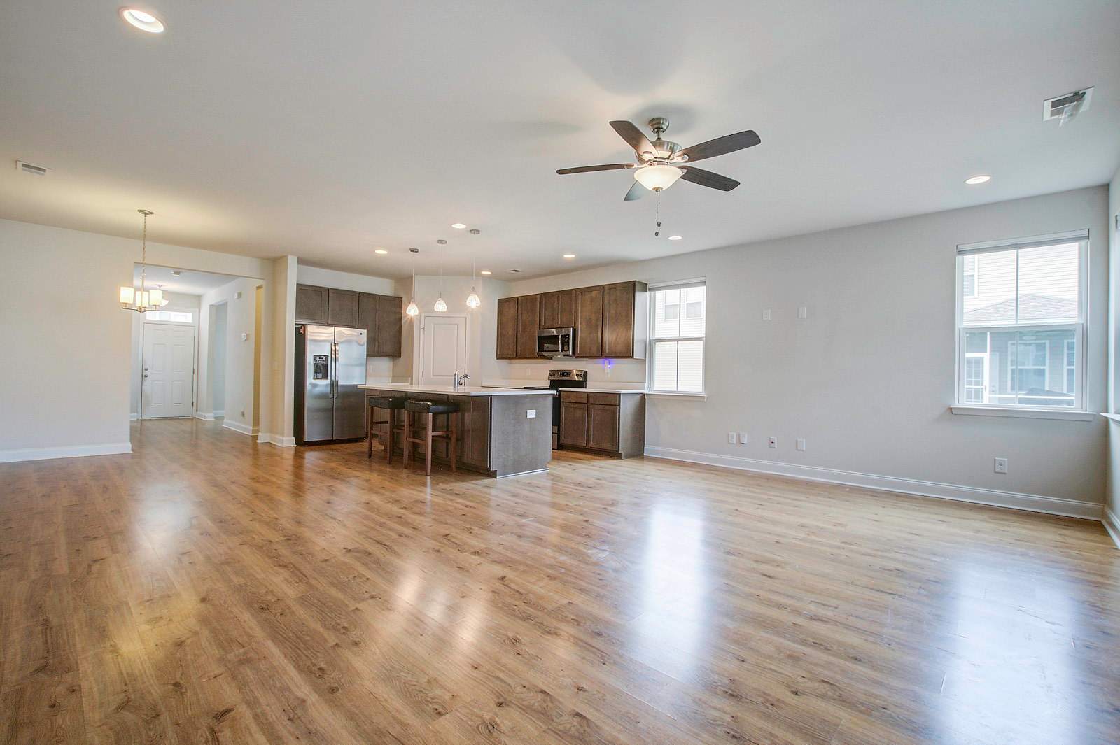 7824 Montview Road – photo 1