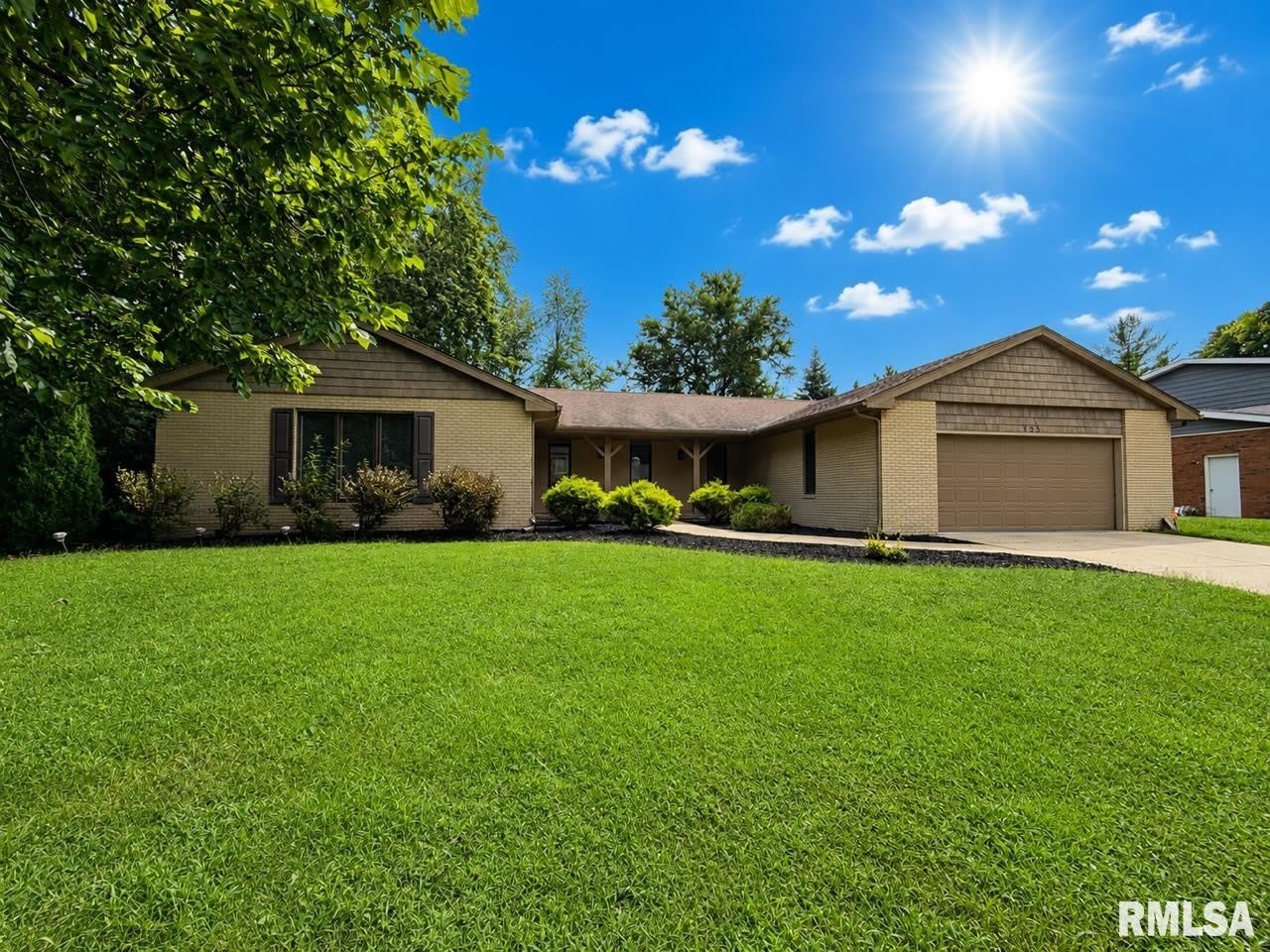 122 W MORNINGSIDE Drive – photo 1