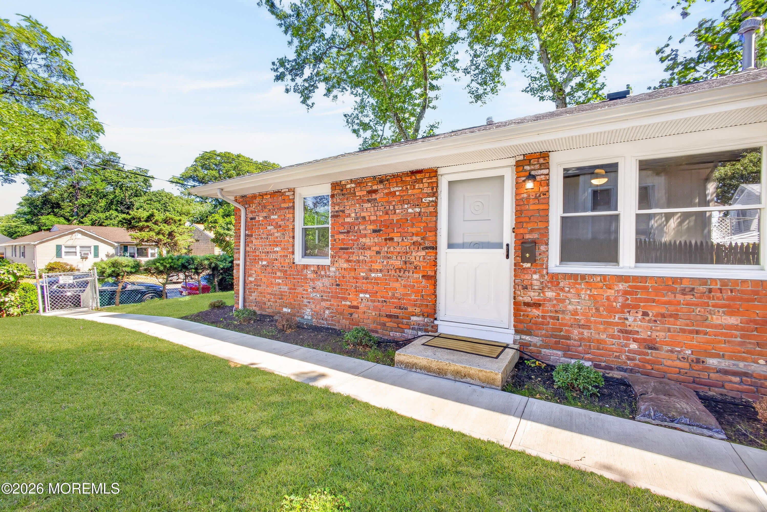 67 Beacon Boulevard – photo 1 of 19