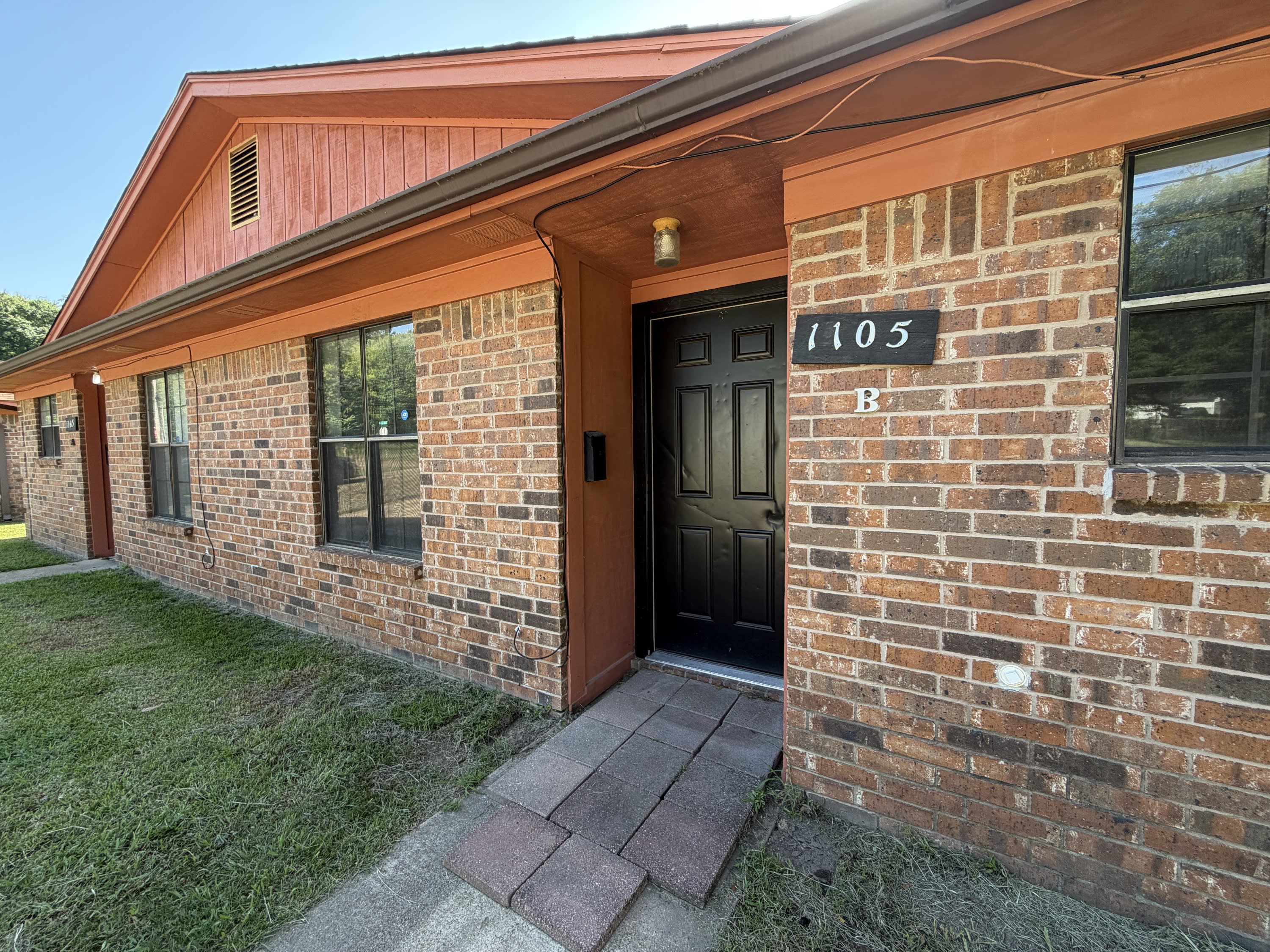 1105 Carroll Avenue – photo 1 of 19