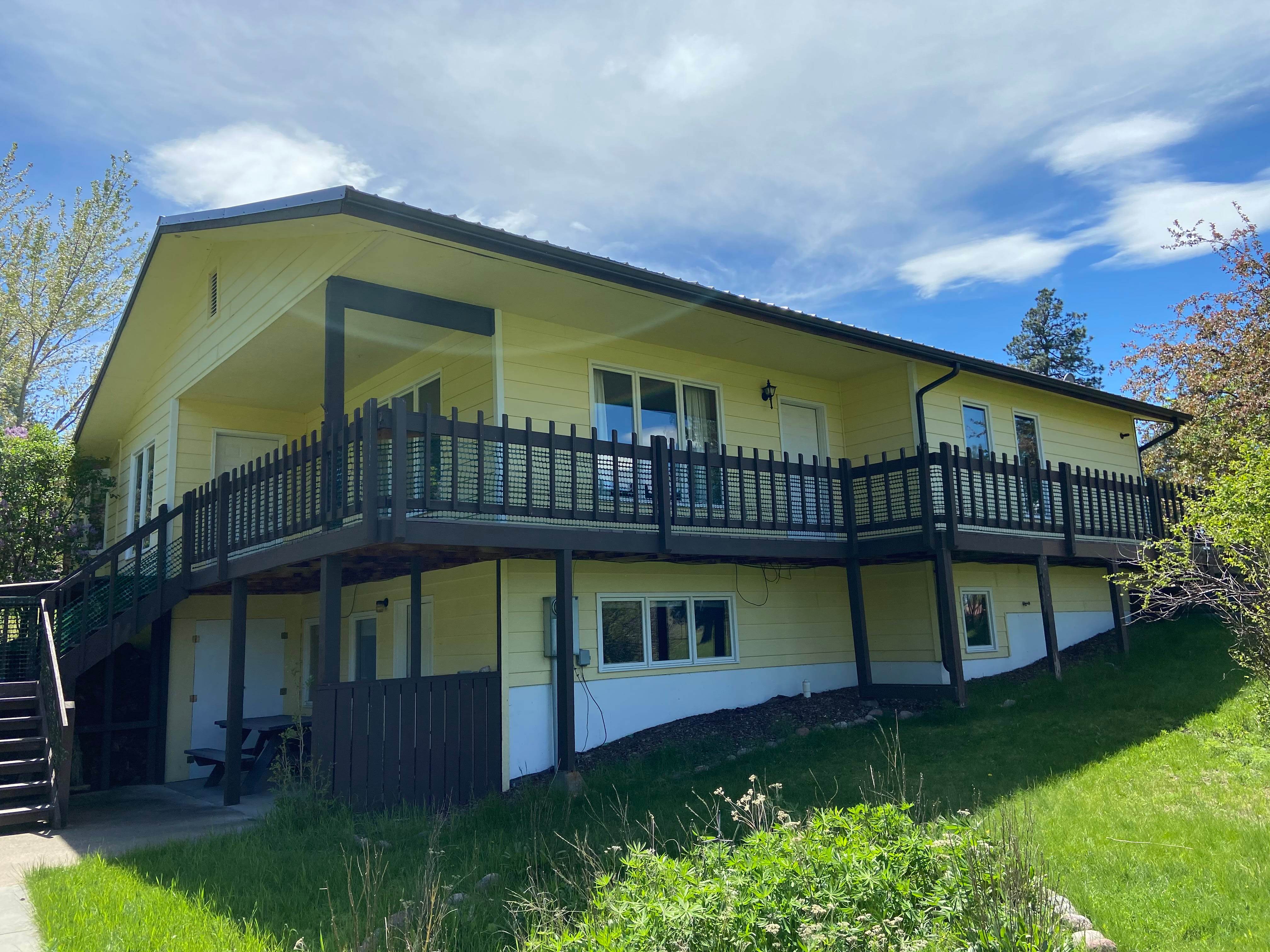 890 Kelley Rd – photo 1 of 35