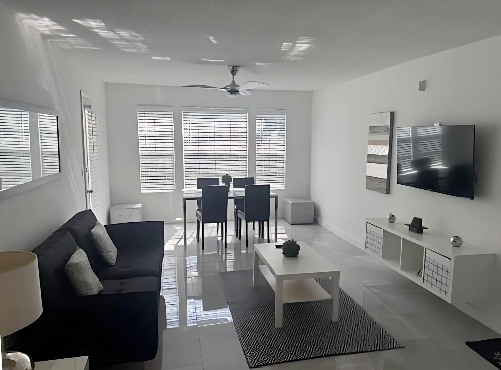 11508 Westwood Boulevard – photo 1