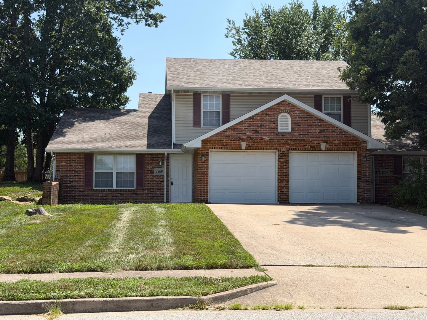 Lovely 3 bedroom duplex – photo 1