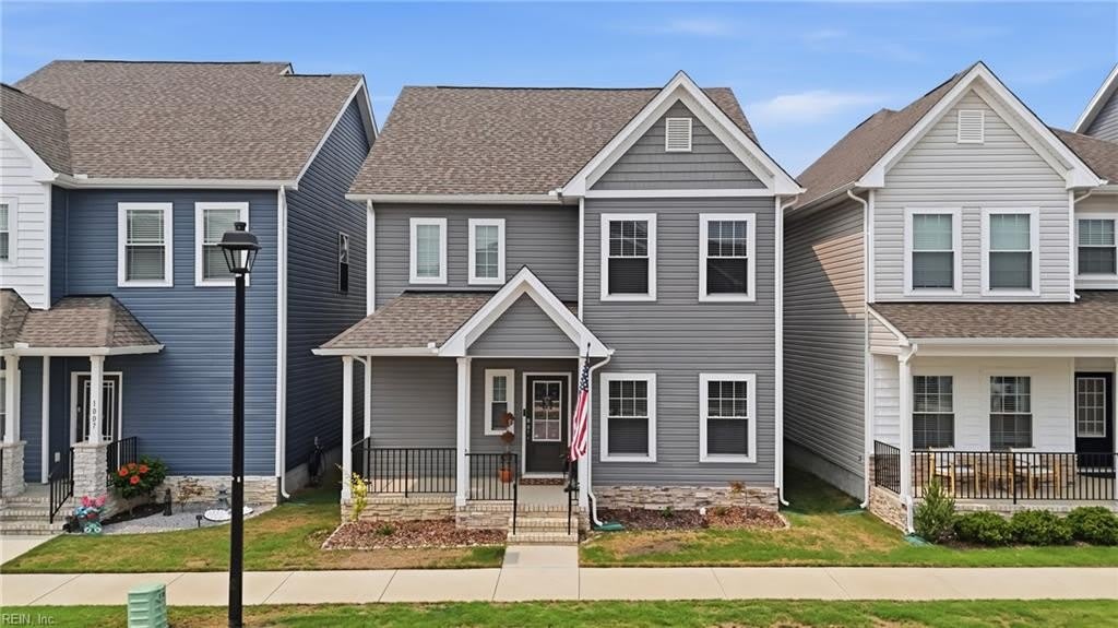 1009 Melbourne Street – photo 1