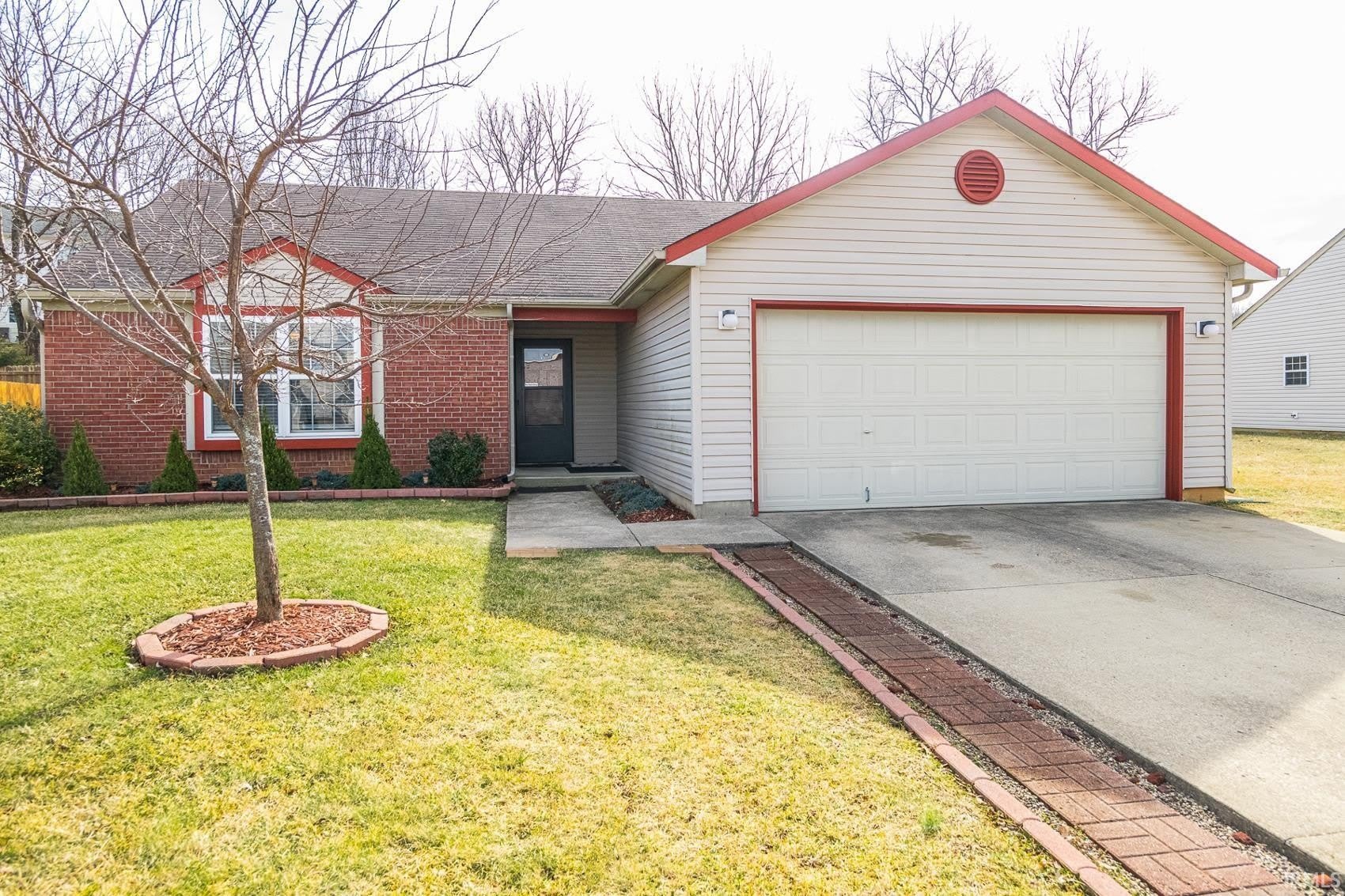 635 S Fieldstone Boulevard – photo 1 of 33