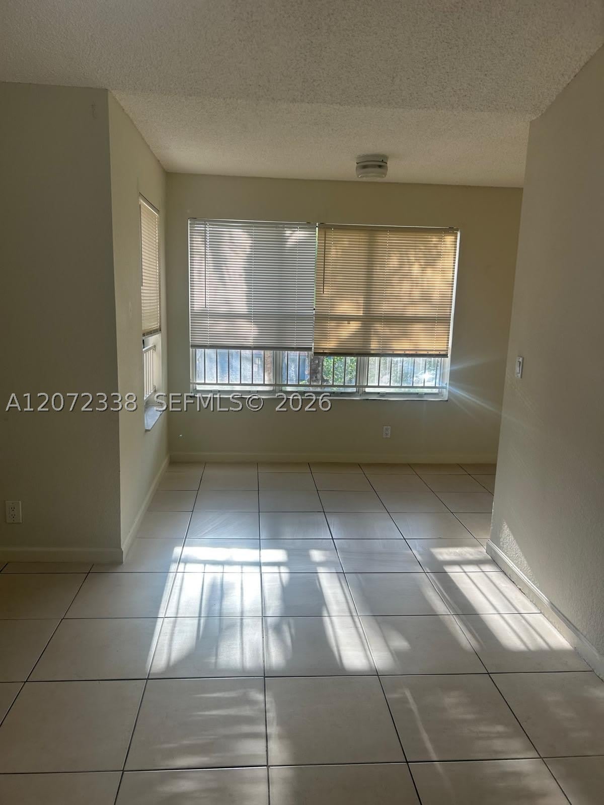 3480 Pinewalk Dr N – photo 1