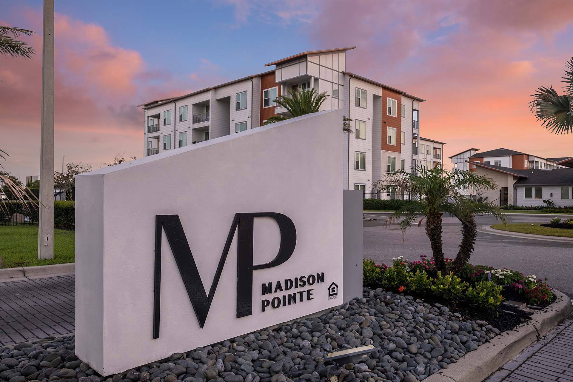 Madison Pointe Apartments – photo 1