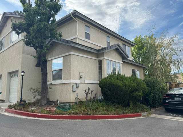 535 Warren Court – photo 1