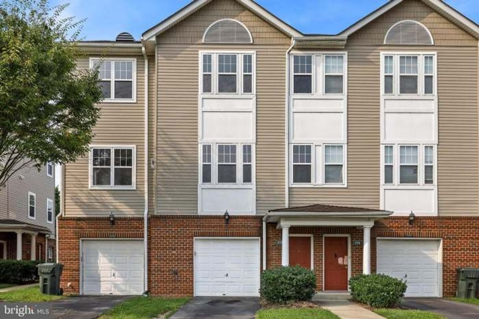 Spacious 3Br Condo In Suitland – photo 1 of 191