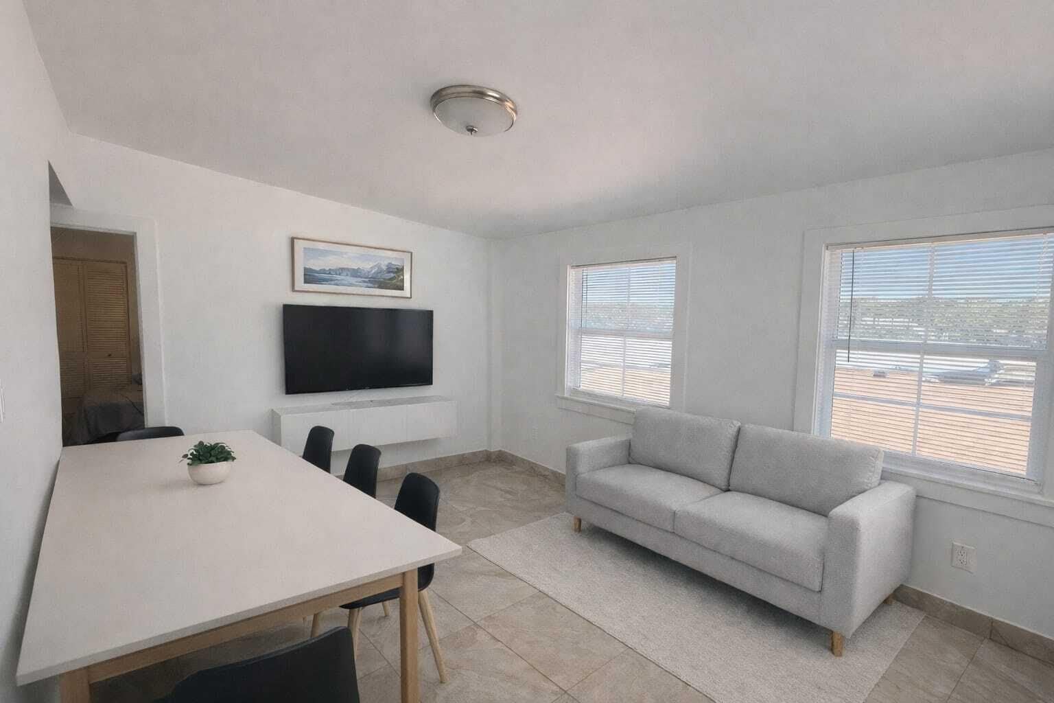 1110 White Street – photo 1