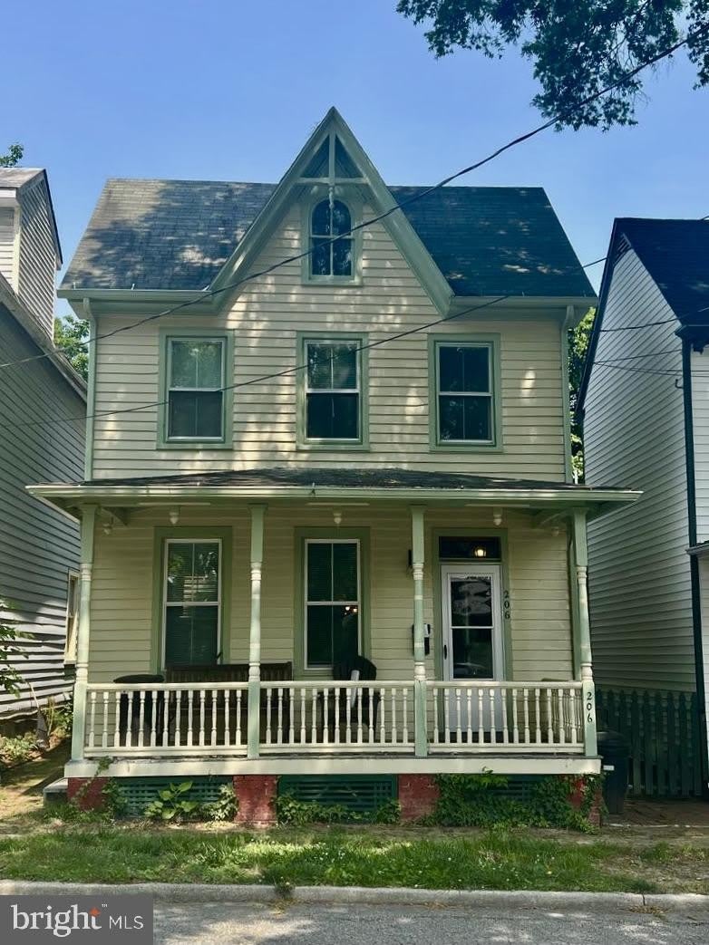 206 N MILL Street – photo 1 of 13