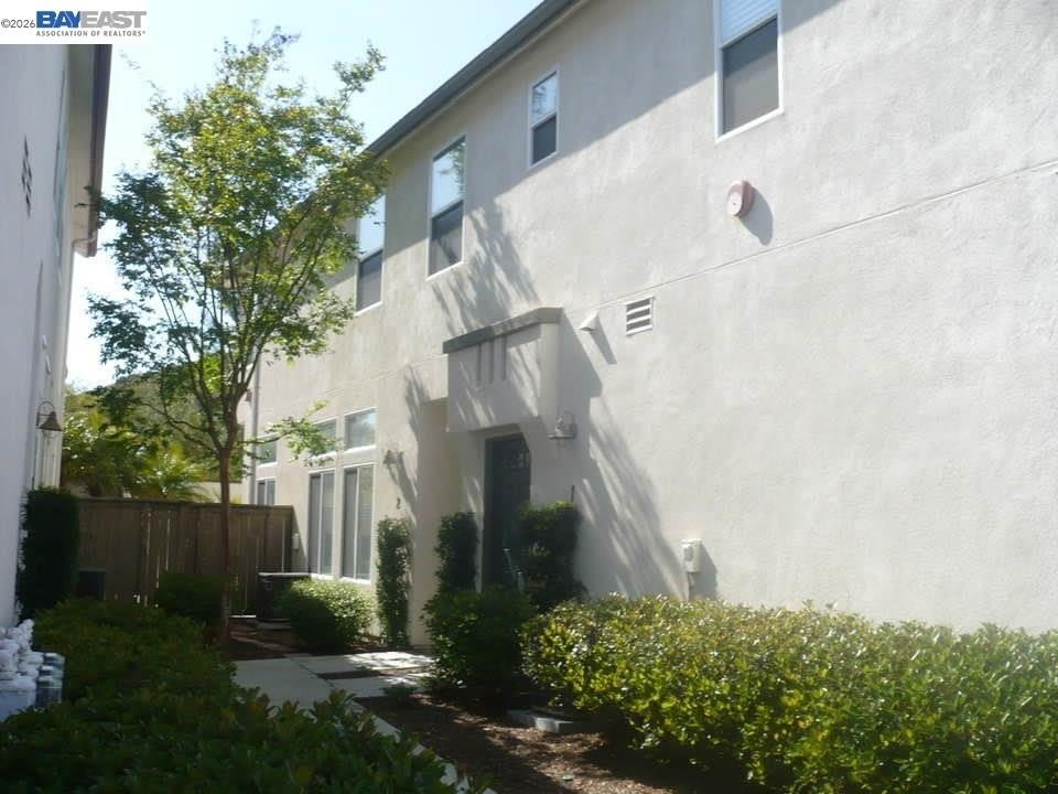 16861 Wren Haven – photo 1 of 5