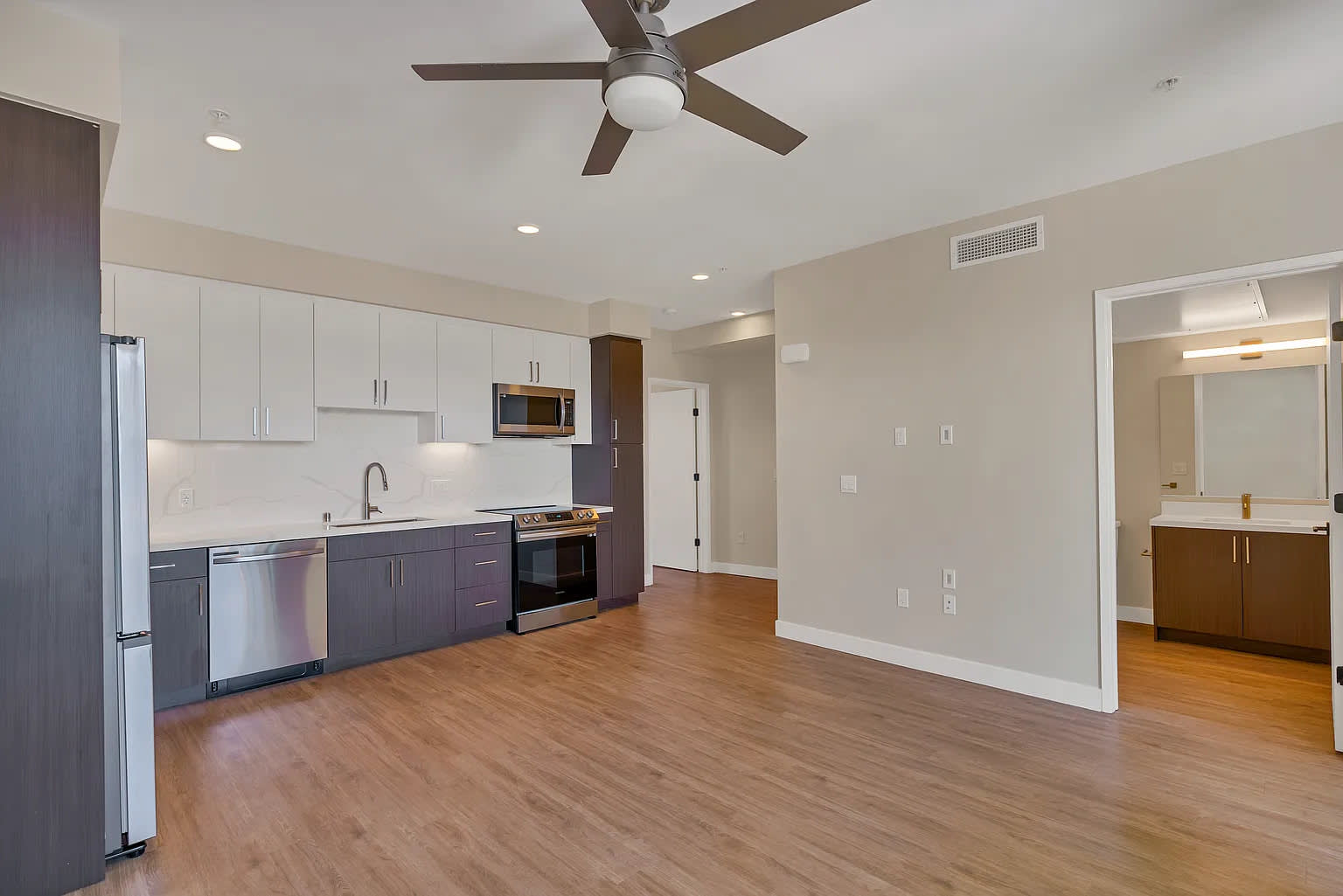 3935 Normal St – photo 1