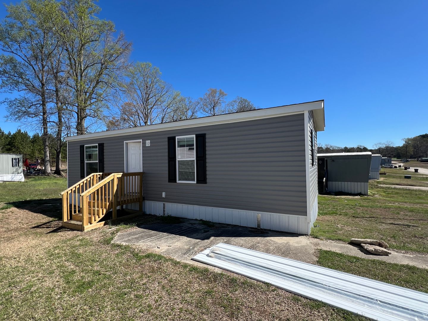 1 Bedroom 1 Bath Mobile Home For Rent – photo 1 of 6