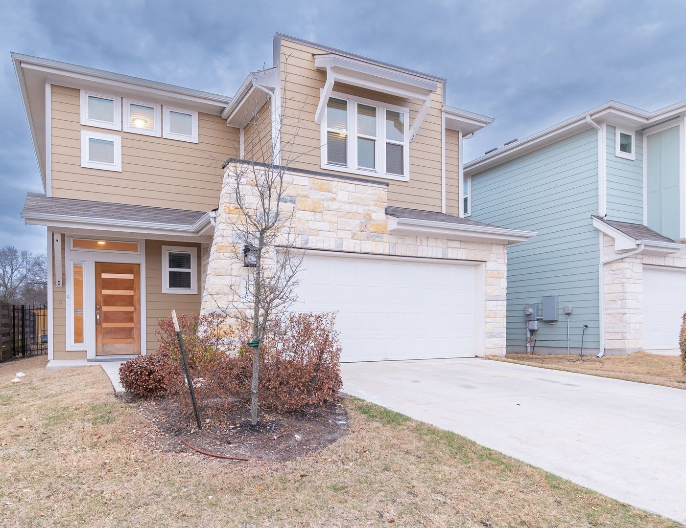 Huge Home In Perfect South Austin Location – photo 1