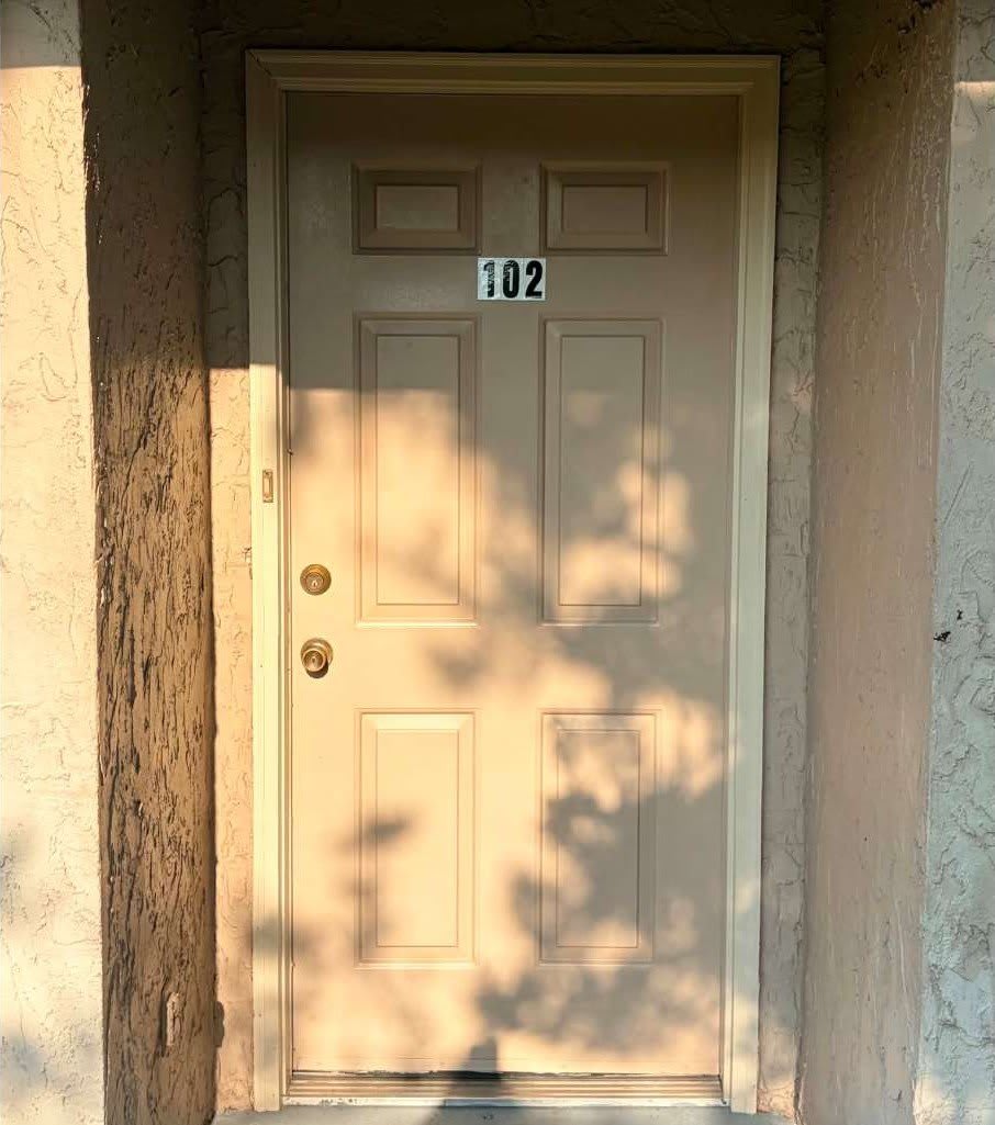 3750 Nw Huntsboro St Apt 102 – photo 1 of 7